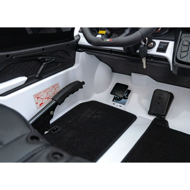 Autko na akumulator Lamborghini Revuelto XL STRONG - 200W - 15km/h - białe